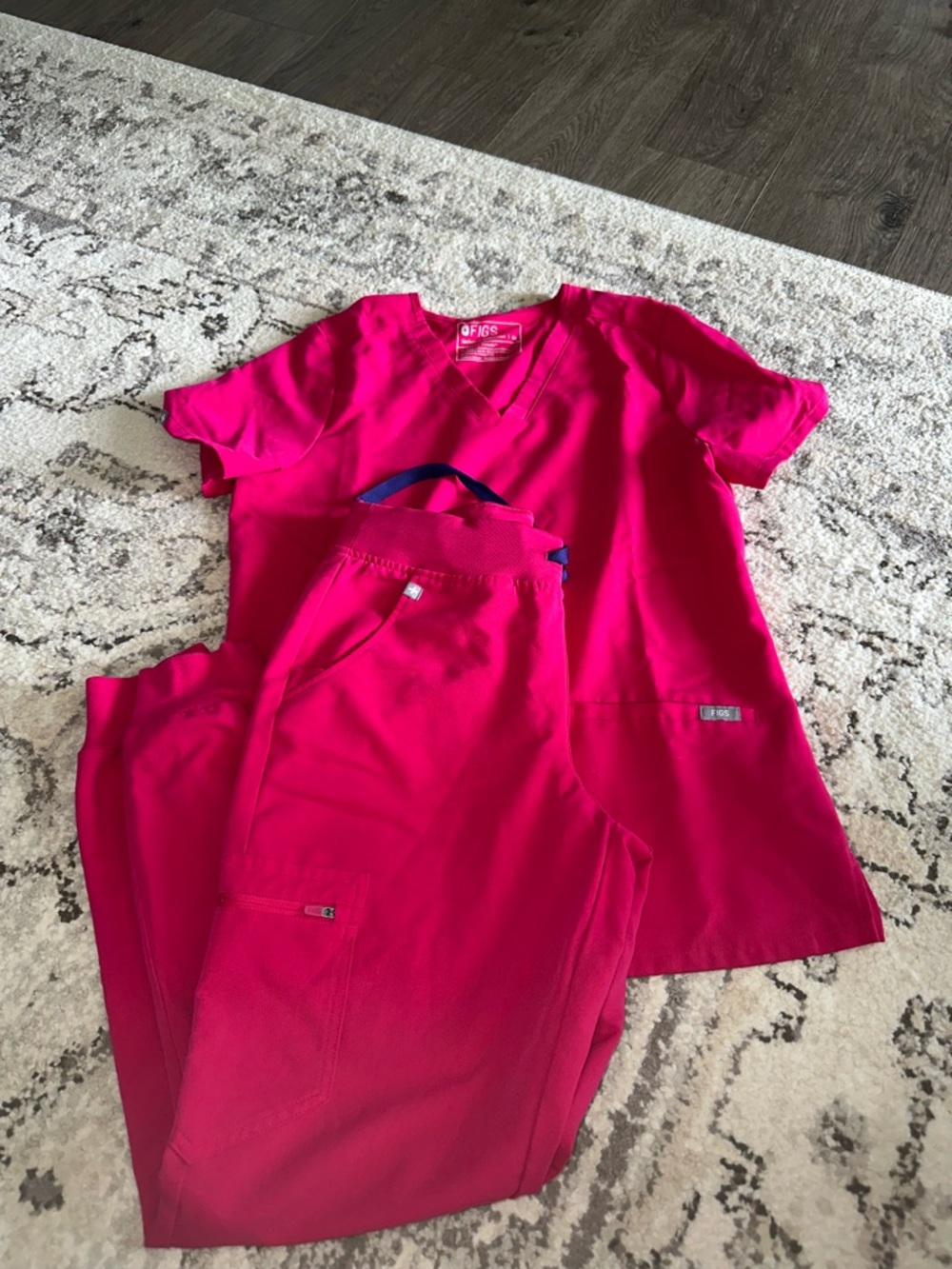 FIGS Women's Scrub Set in Bright Hot Pink